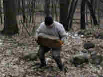 Wade Cleaning The Hanna  Stone